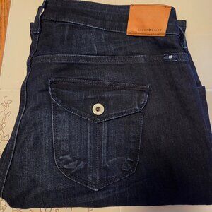 ✨ Lucky Brand Ginger Boot Jeans — Dark, Flattering & Never Worn! ✨